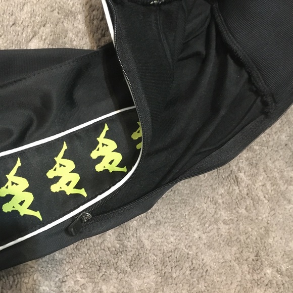 Kappa track pants BRAND NEW size small - Picture 3 of 4